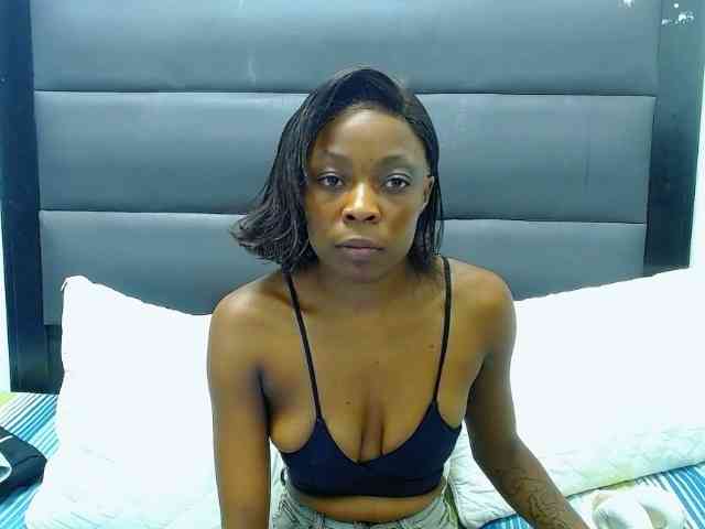 Teamo_AriesEmpress webcam