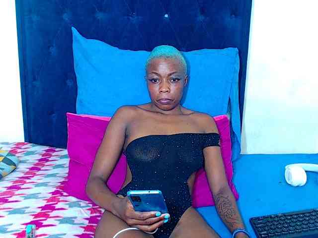 Teamo_AriesEmpress webcam