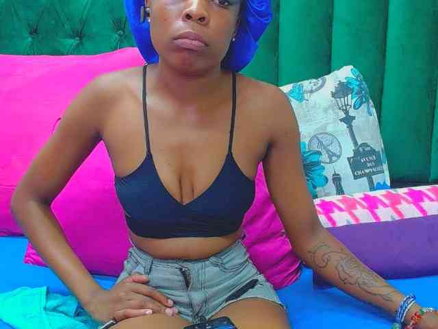 Naughty_NubianEmpress webcam