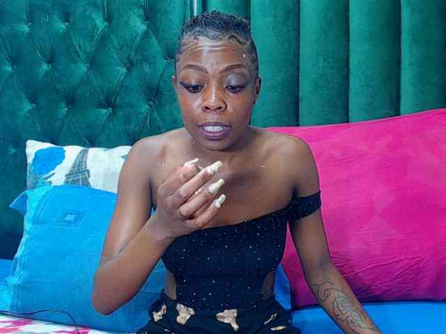 Teamo_AriesEmpress webcam