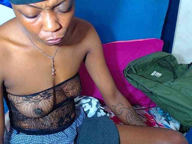 Teamo_AriesEmpress webcam