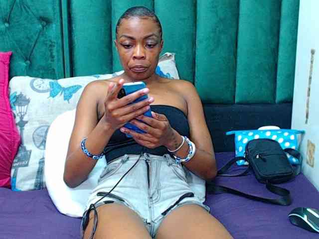 ARIES_Empress webcam