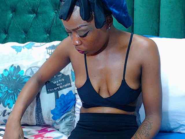 Teamo_AriesEmpress webcam