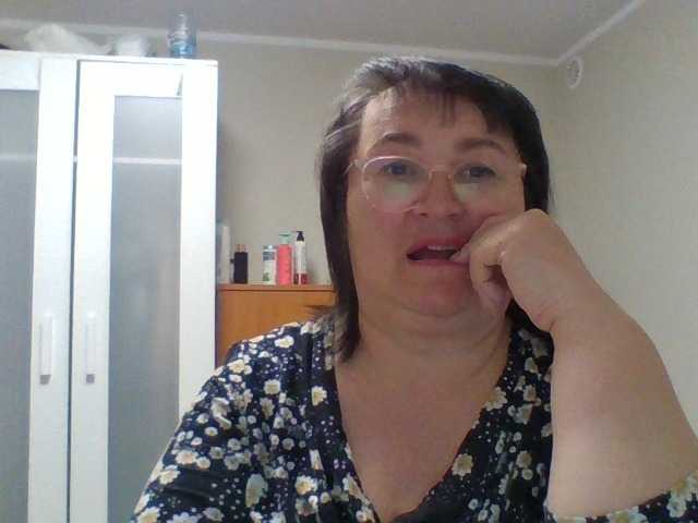 lora805608's BongaCams show and profile