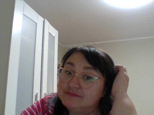 lora805608's BongaCams show and profile