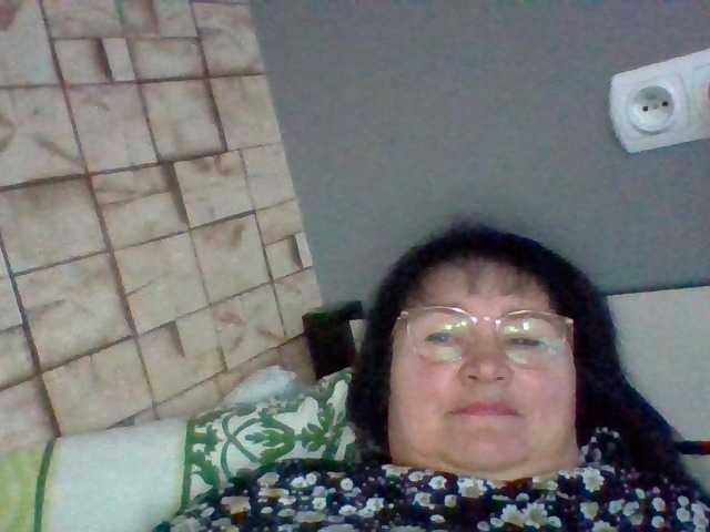 lora805608's BongaCams show and profile