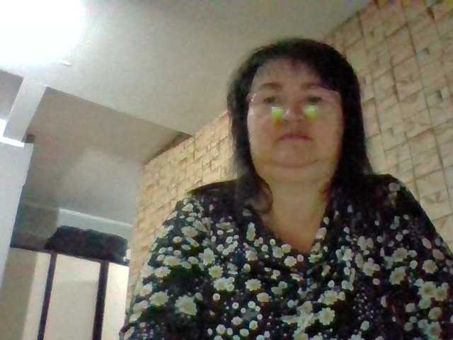 lora805608's BongaCams show and profile