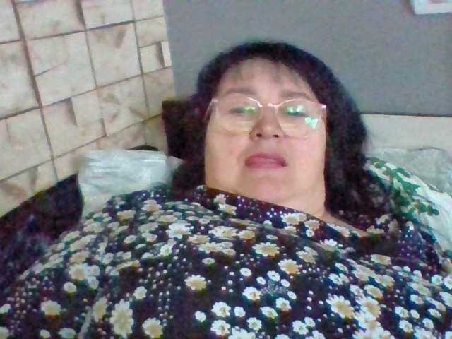 lora805608's BongaCams show and profile