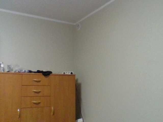 lora805608's BongaCams show and profile