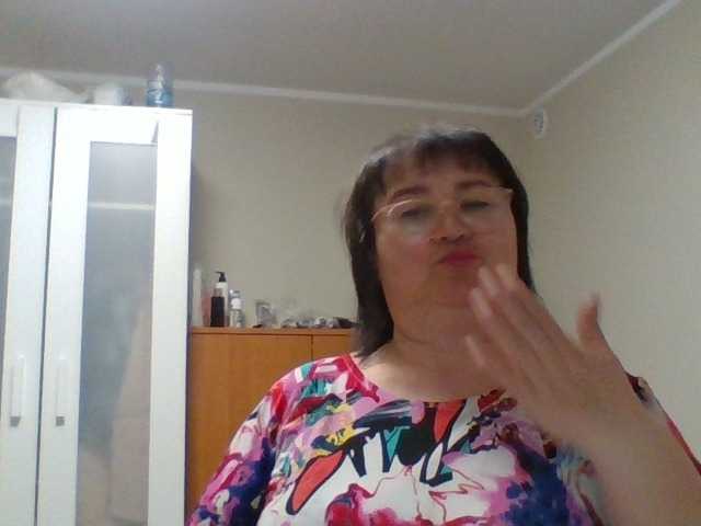 lora805608's BongaCams show and profile