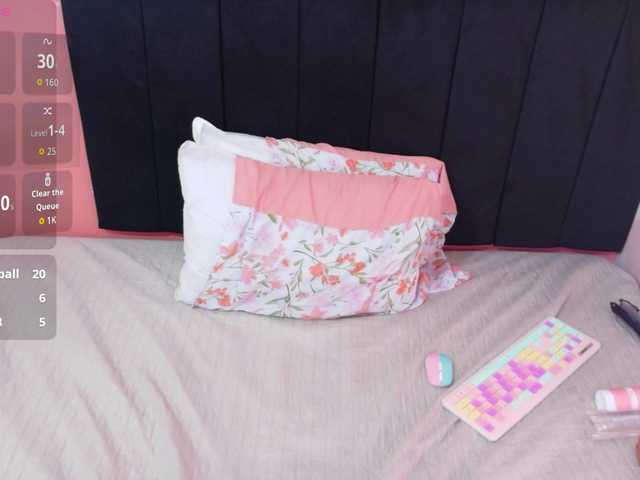 curvybrunnett — Let me feel you through the vibrations of my toy hello ... play with me and you will see all the passion AND A MASSIVE SQUIRT NEED @remain tkns .. the stronger the vibrations, the brighter my show .... be active ..FULL PRIVATE INCLUDES FREE LUSH