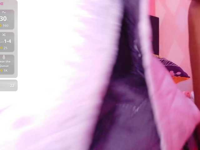 curvybrunnett's BongaCams show and profile