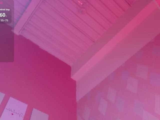 curvybrunnett's BongaCams show and profile