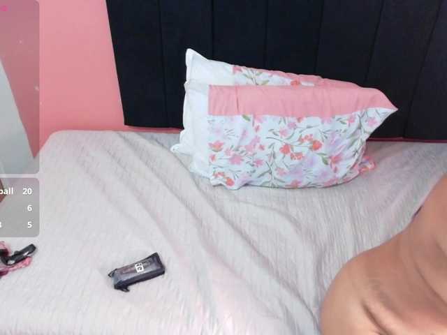 curvybrunnett's BongaCams show and profile