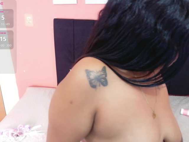 curvybrunnett's BongaCams show and profile