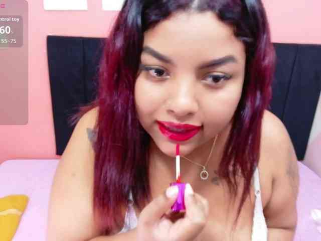 curvybrunnett webcam