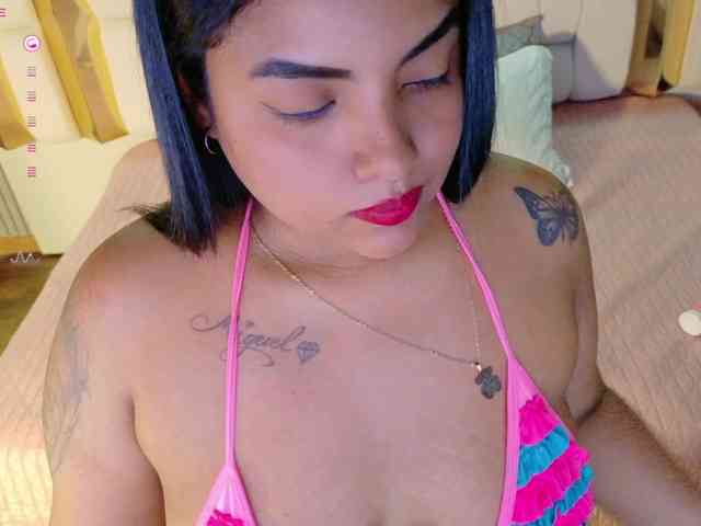 curvybrunnett