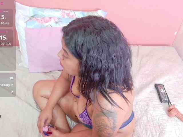 curvybrunnett curvybrunnett