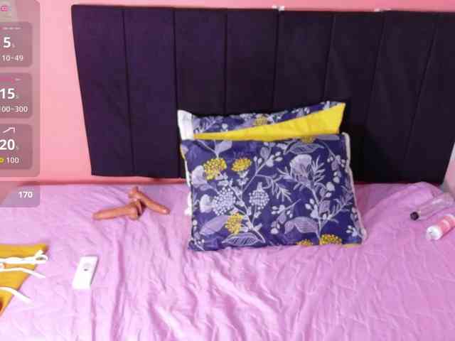 curvybrunnett webcam