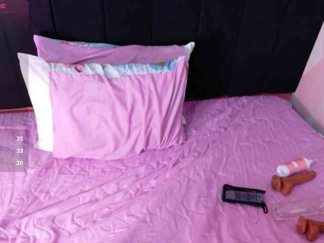 curvybrunnett webcam