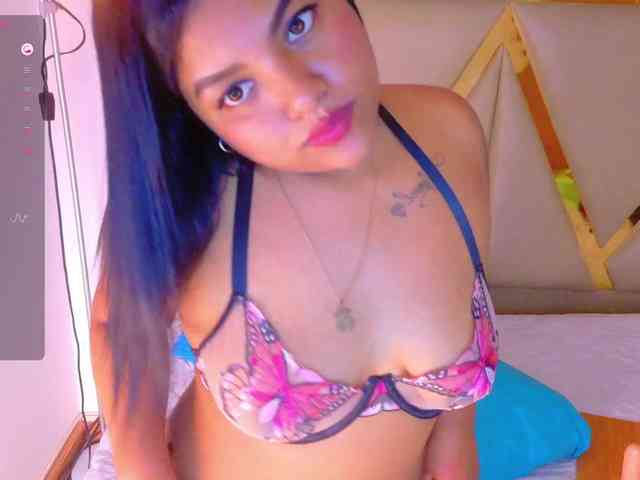curvybrunnett webcam