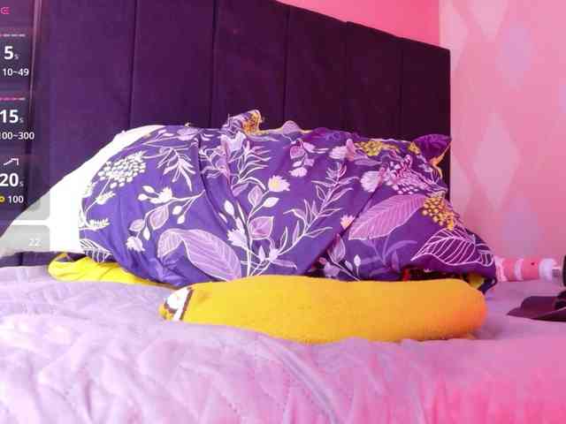 curvybrunnett webcam