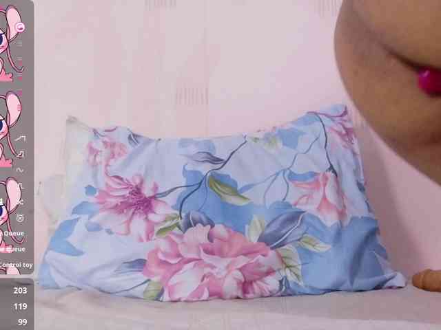 curvybrunnett webcam