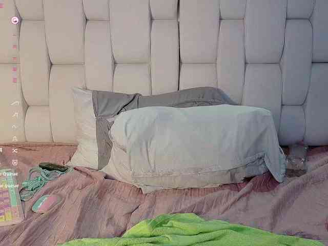 curvybrunnett webcam