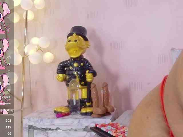 curvybrunnett webcam