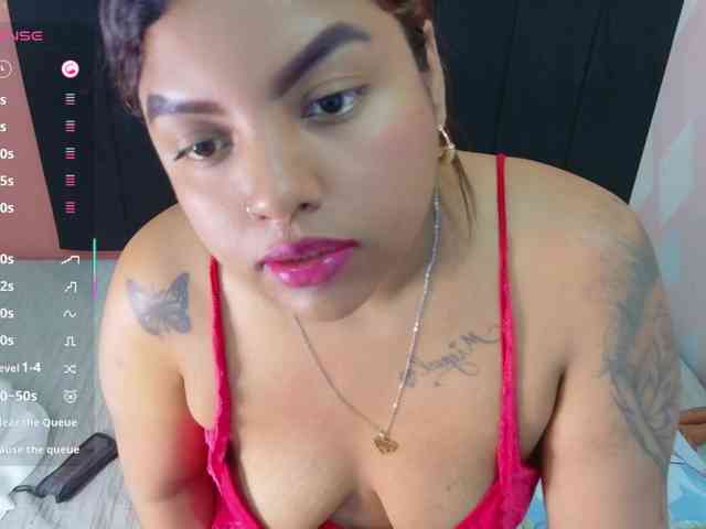 curvybrunnett webcam