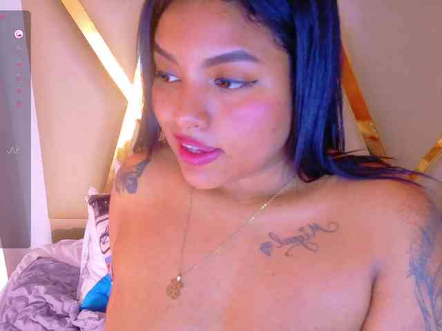 curvybrunnett webcam