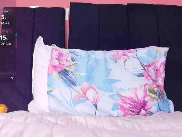 curvybrunnett webcam