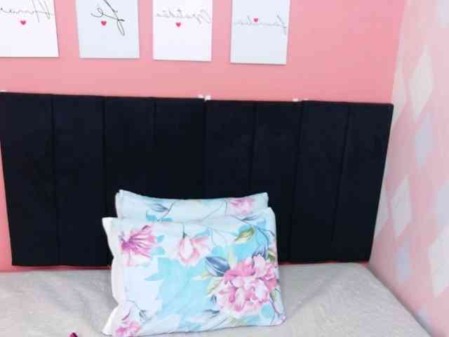 curvybrunnett webcam