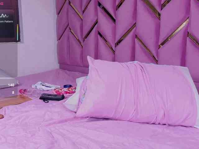 curvybrunnett webcam