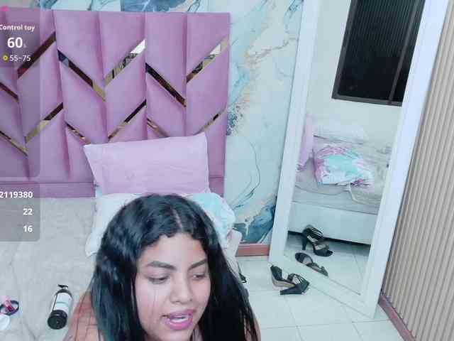 curvybrunnett webcam