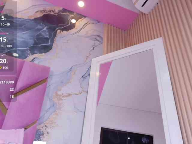 curvybrunnett webcam