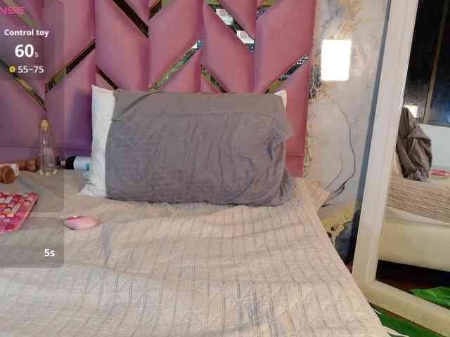 curvybrunnett webcam