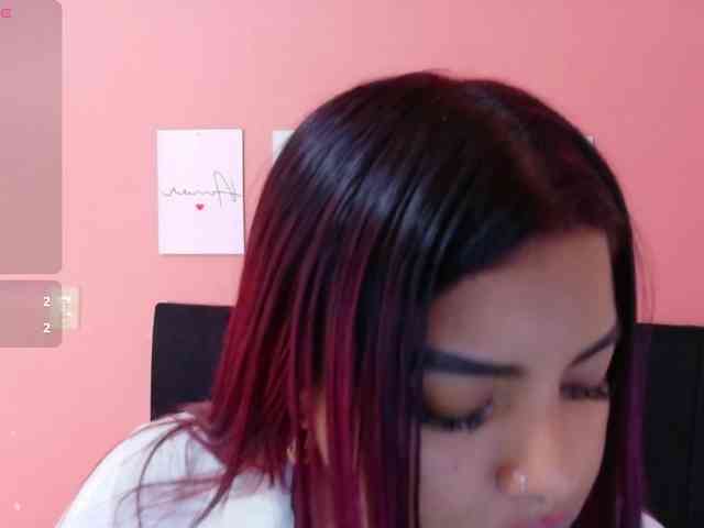 curvybrunnett webcam