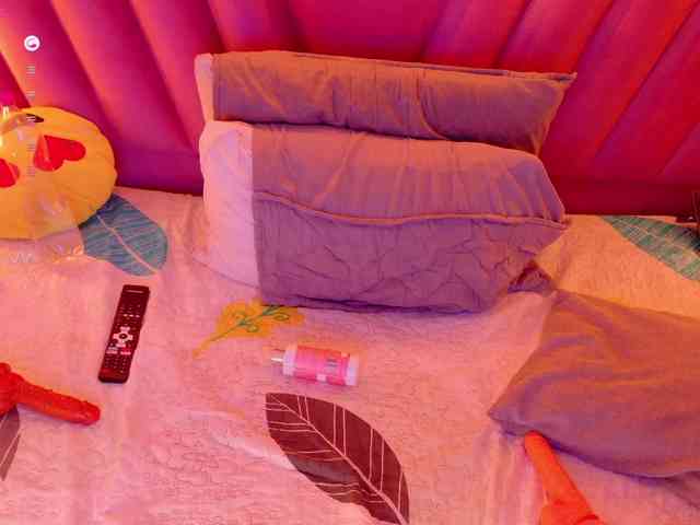 curvybrunnett webcam