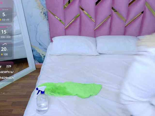 curvybrunnett webcam