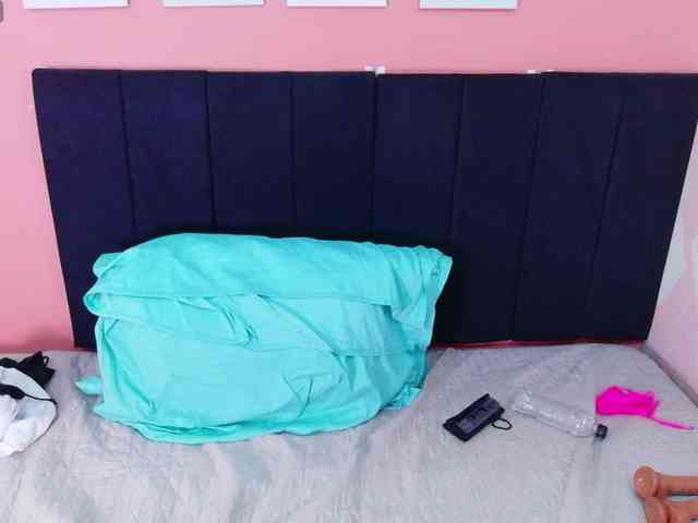 curvybrunnett webcam