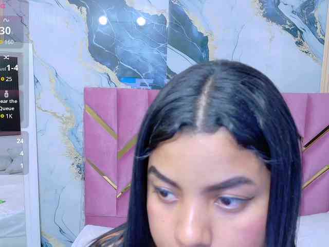 curvybrunnett webcam