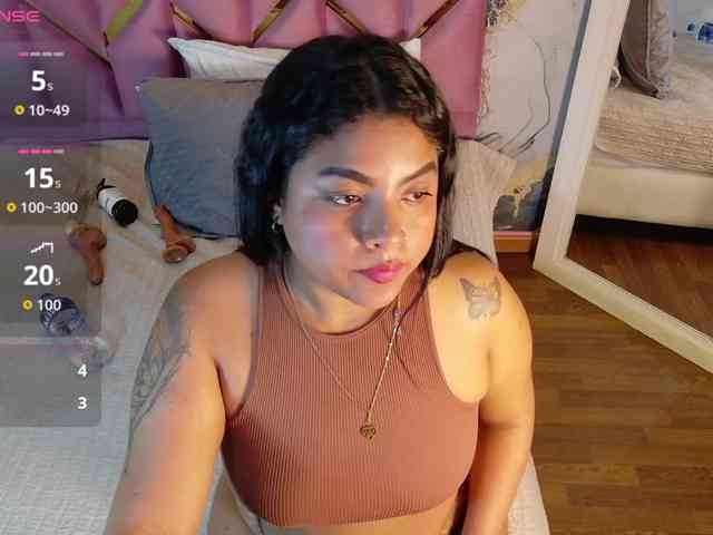 curvybrunnett webcam