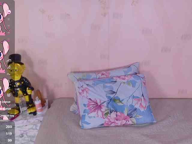 curvybrunnett webcam