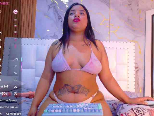 porn stripper Curvybrunnett