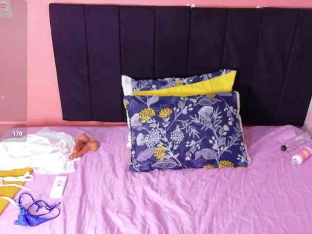 curvybrunnett webcam