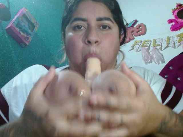 evelyn6 webcam
