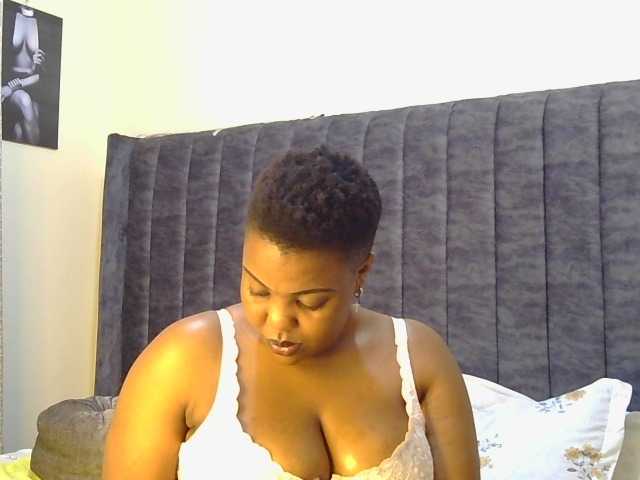  thick-sexxy-moma chat room