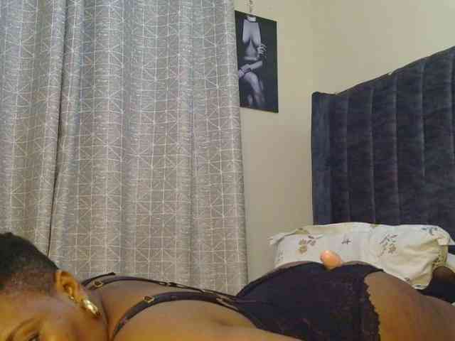 webcam model Thick-sexxy-moma
