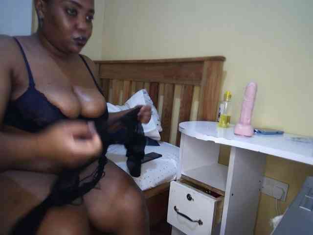 Pretty-thick-mirror webcam